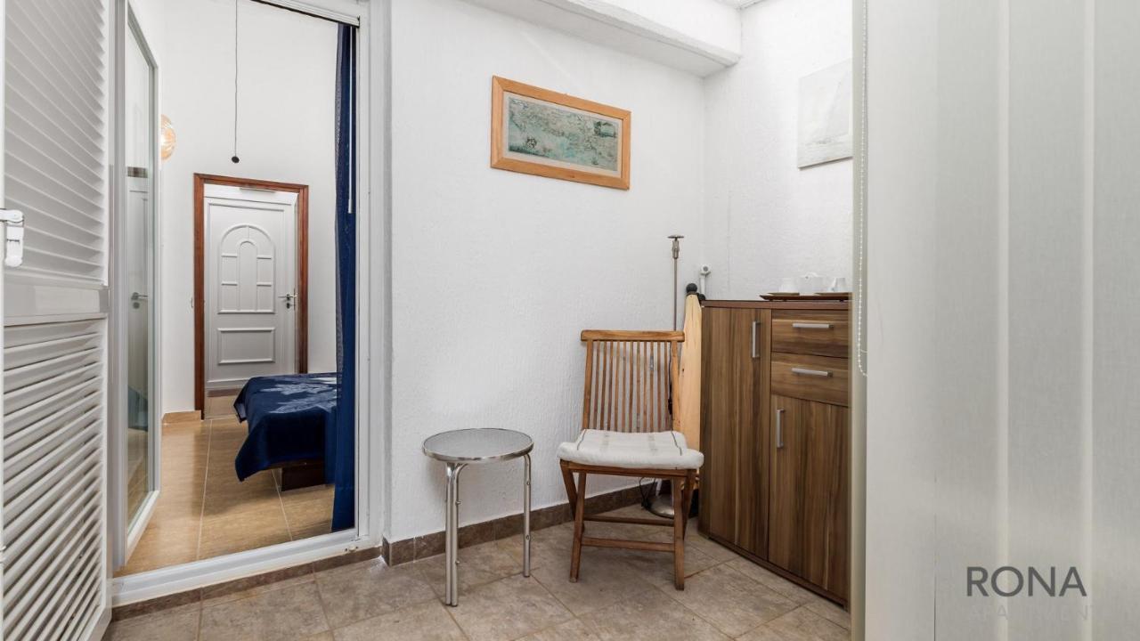 Rona Apartment Aurora نوفاليا المظهر الخارجي الصورة
